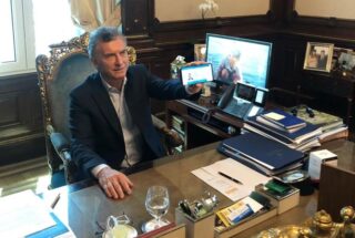 Macri argentina driving macri-argentina-driving